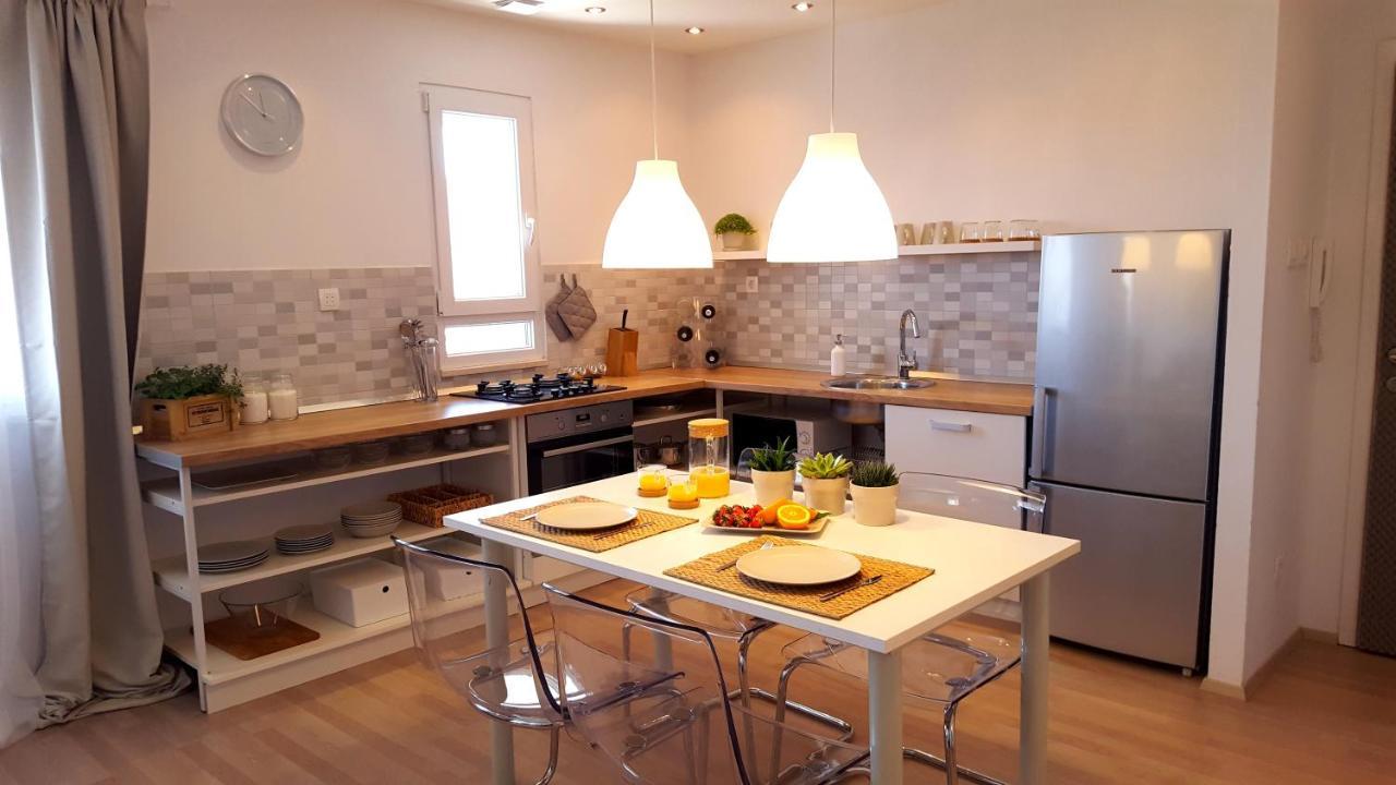 Skenza'S Loft Near Beach And City Center สปลิท ภายนอก รูปภาพ